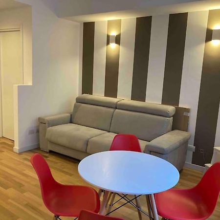 Bilocale Zona Bocconi-Navigli Villa Милано Екстериор снимка